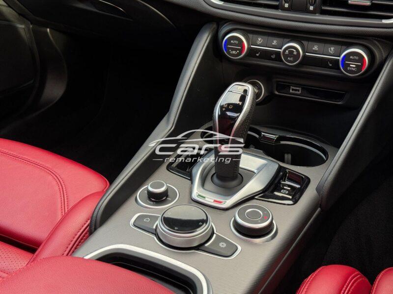 2022 Alfa Romeo Giulia 2.0T Veloce Auto