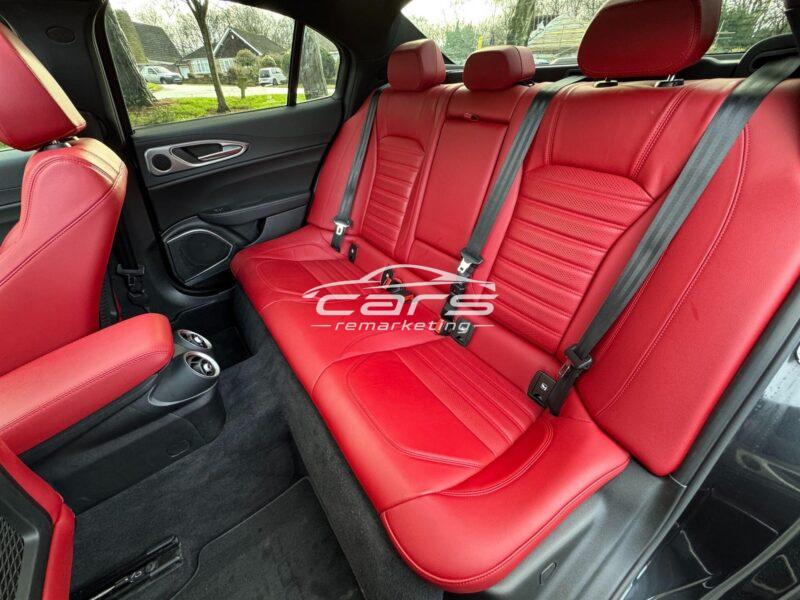 2022 Alfa Romeo Giulia 2.0T Veloce Auto