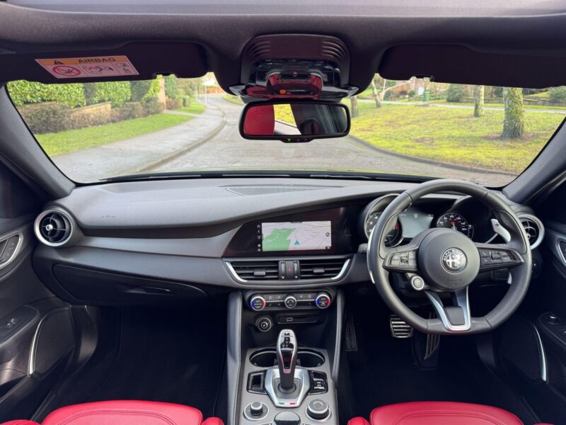 2022 Alfa Romeo Giulia 2.0T Veloce Auto